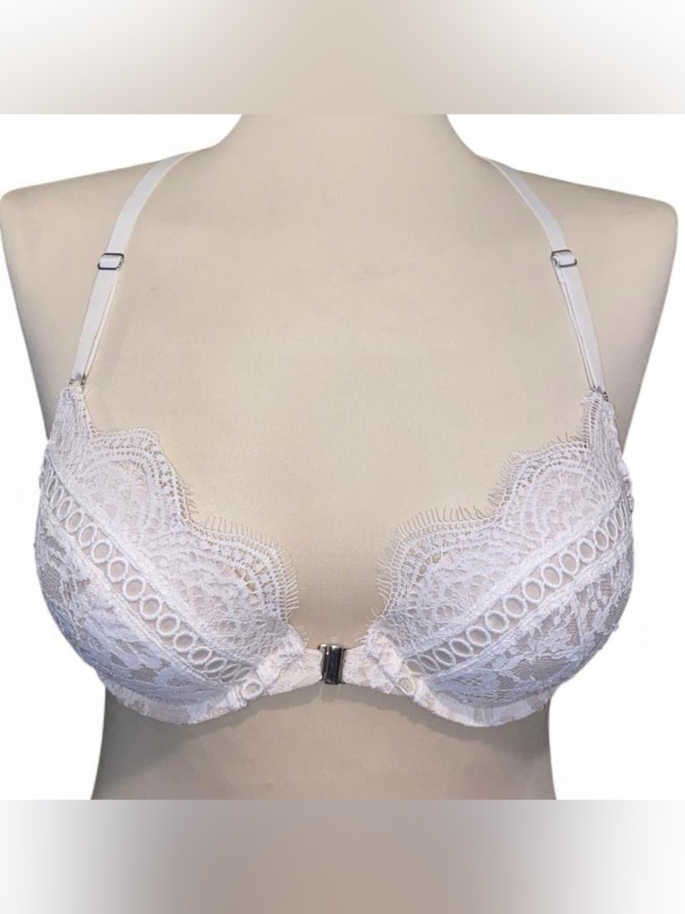 Victoria's Secret Front-Close Lace Push-Up Bra - White